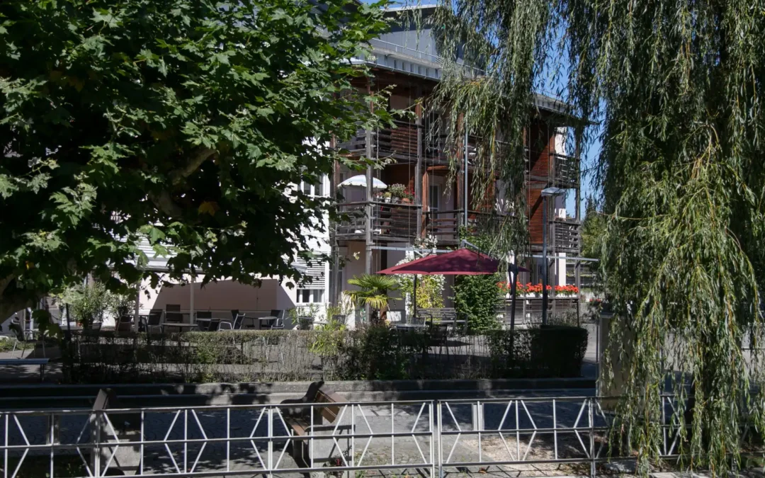 Freiwillige Mitarbeit in der Cafeteria am Mühleplatz